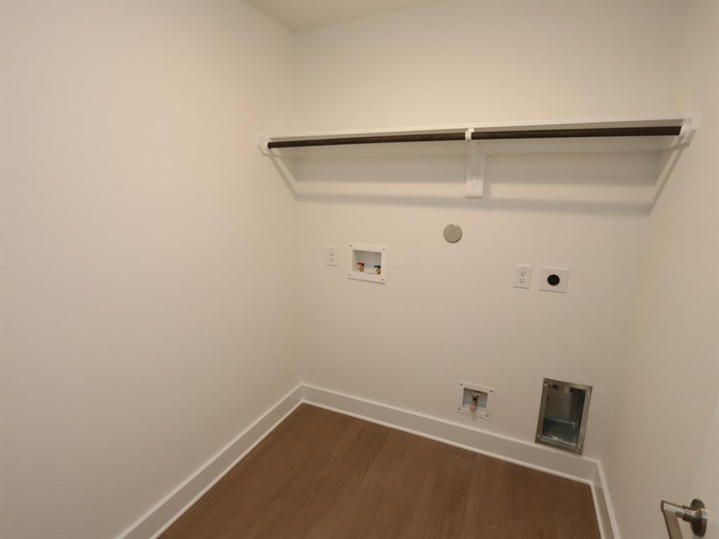 3613 Moraine Lake Drive, Santa Fe, Texas image 16