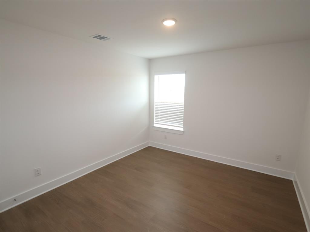 3613 Moraine Lake Drive, Santa Fe, Texas image 17