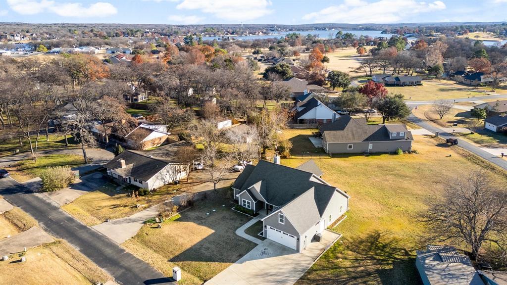 206 Modoc Trail, Gainesville, Texas image 8