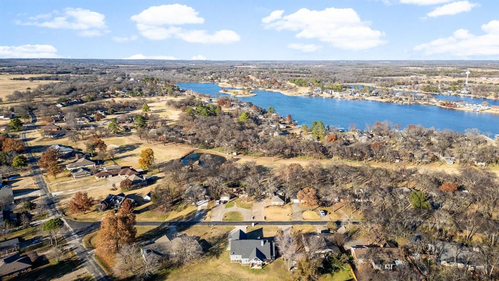 206 Modoc Trail, Gainesville, Texas image 9