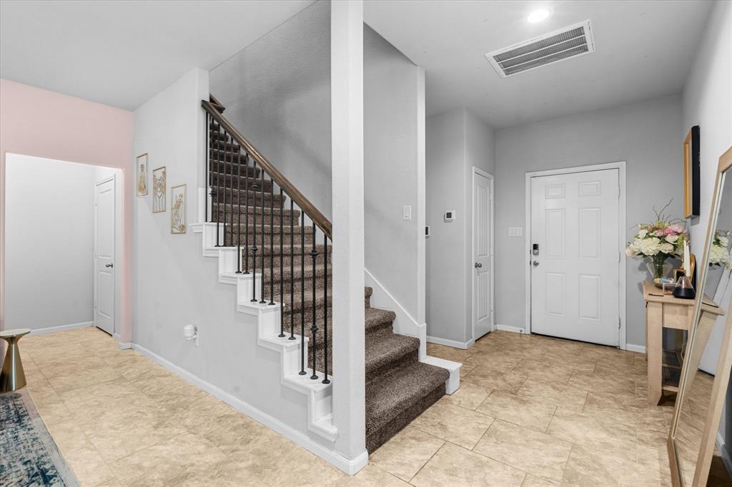 1412 Lake City Lane