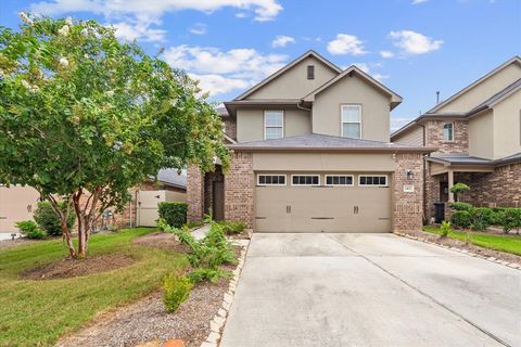 Photo of 1412 Lake City Lane, Houston, TX 77047 (MLS # 94490320)