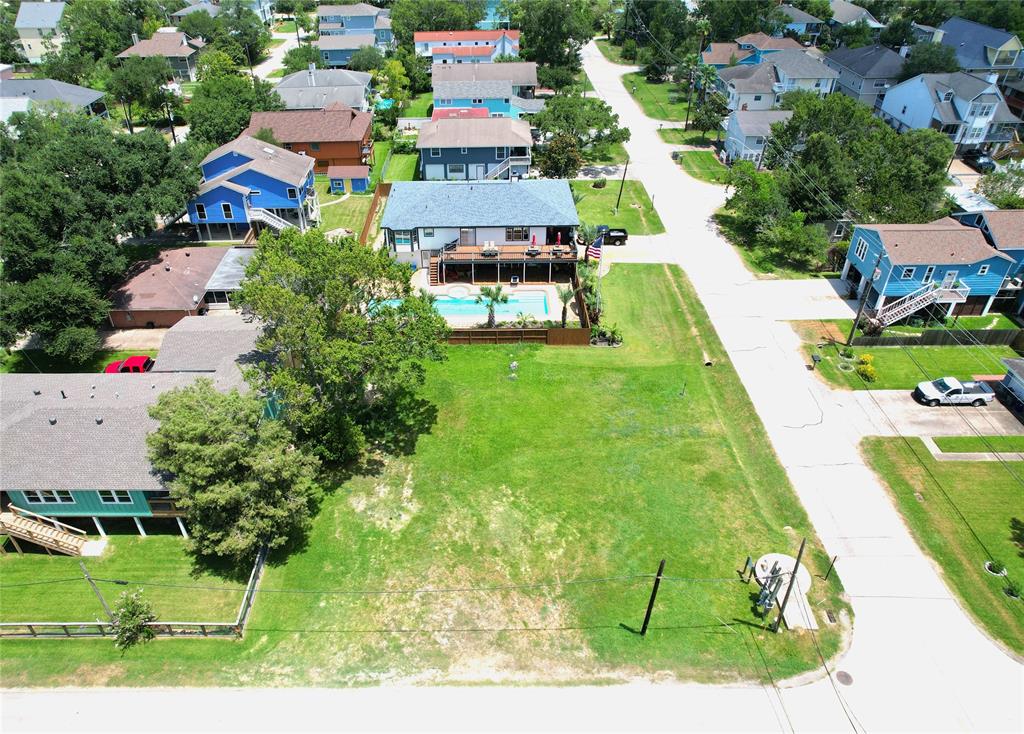 524 Clear Lake Road, Clear Lake Shores, Texas image 9