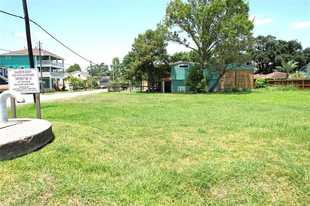 524 Clear Lake Road, Clear Lake Shores, Texas image 10