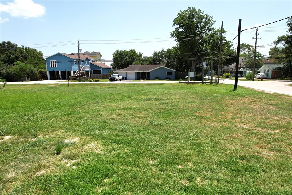 524 Clear Lake Road, Clear Lake Shores, Texas image 14