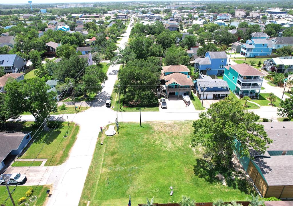 524 Clear Lake Road, Clear Lake Shores, Texas image 13