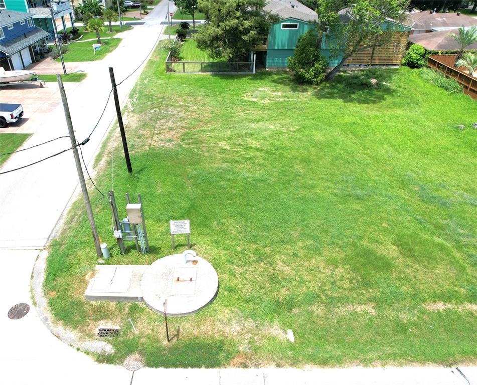 524 Clear Lake Road, Clear Lake Shores, Texas image 6