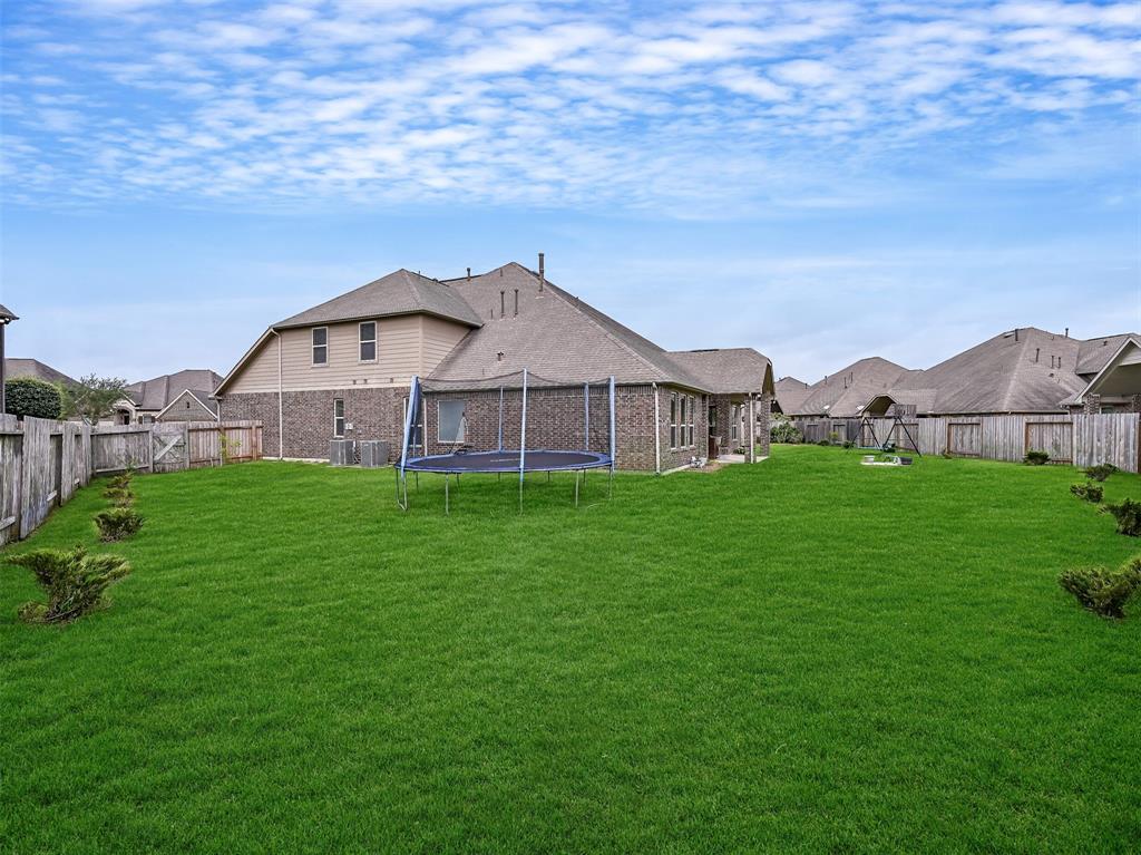 1501 Tallow Chase Court, Friendswood, Texas image 34