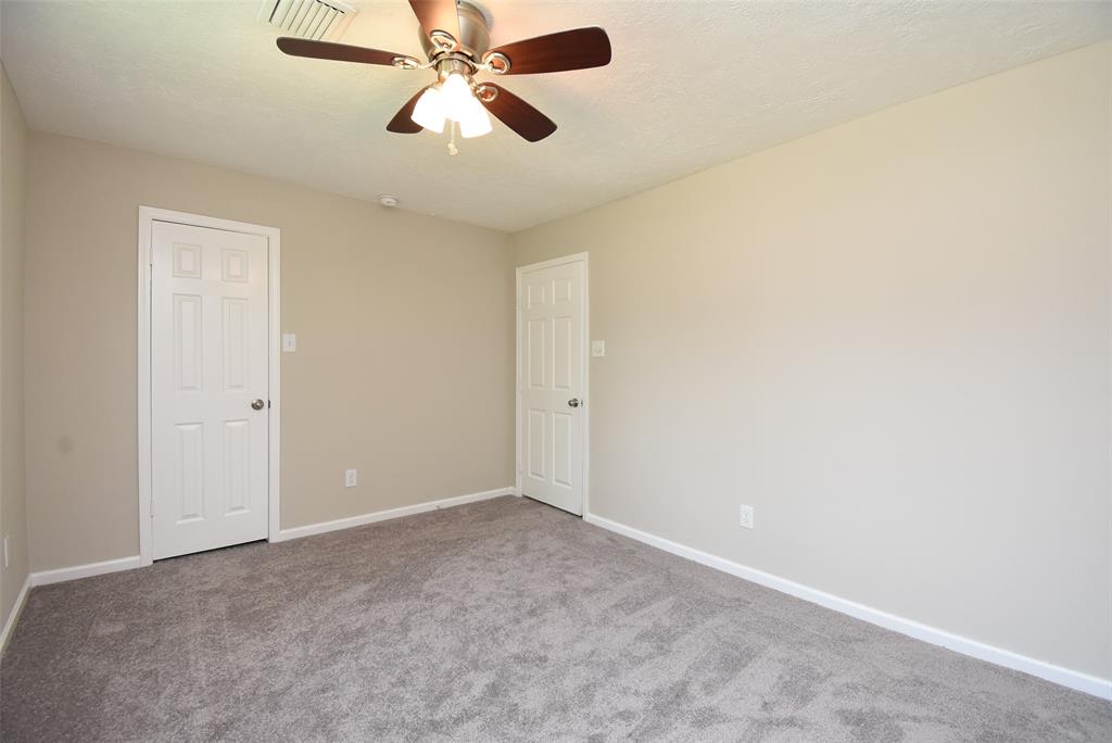 13823 Ivymount Drive, Sugar Land, Texas image 9