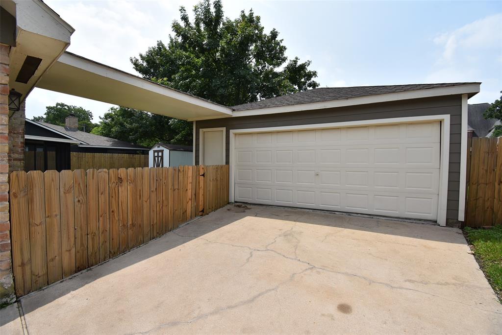 13823 Ivymount Drive, Sugar Land, Texas image 14