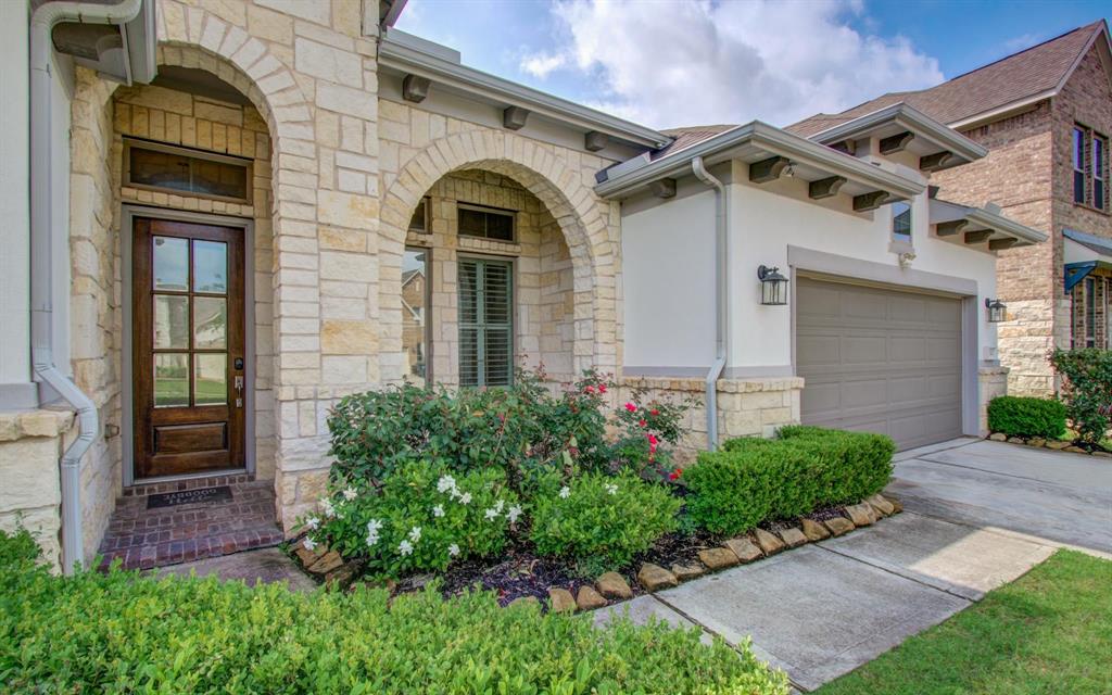6242 Garden Lakes Lane