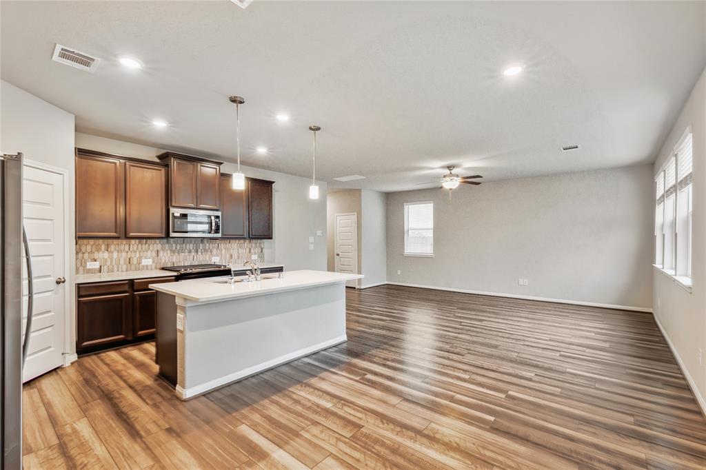 17533 Rosette Grass Dr Dr, Conroe, Texas image 4