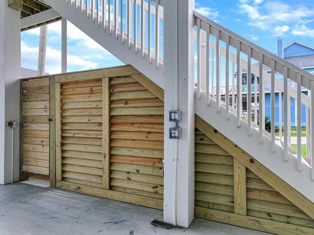 2301 Trinidad Drive, Crystal Beach, Texas image 33