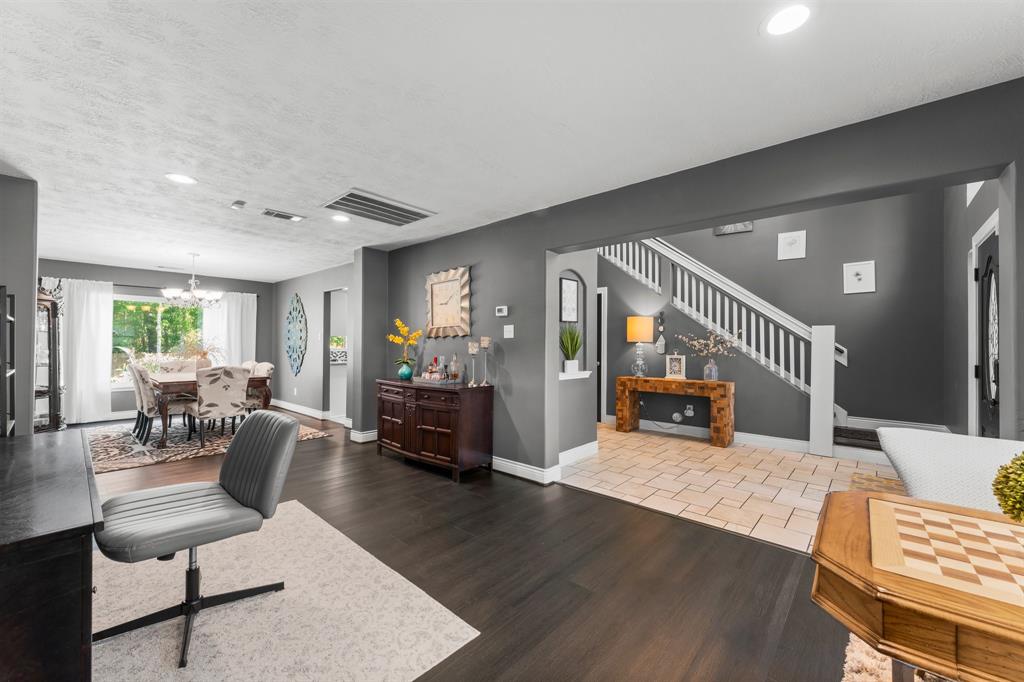 property-search 3 32123 Willow Creek Park