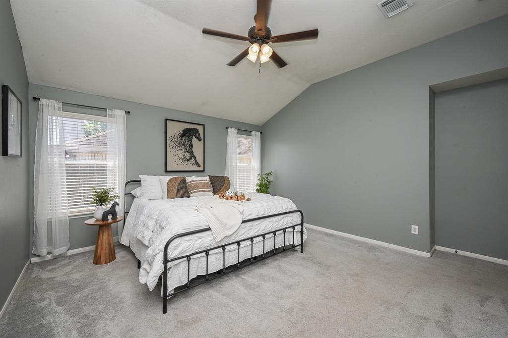 10718 Twin Circles Drive, Montgomery, Texas image 16