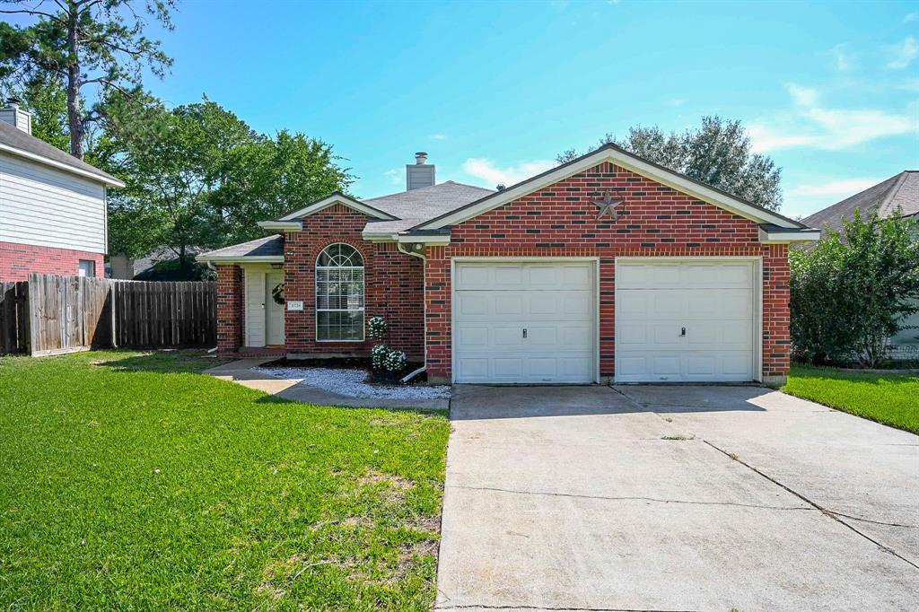 10718 Twin Circles Drive, Montgomery, Texas image 1