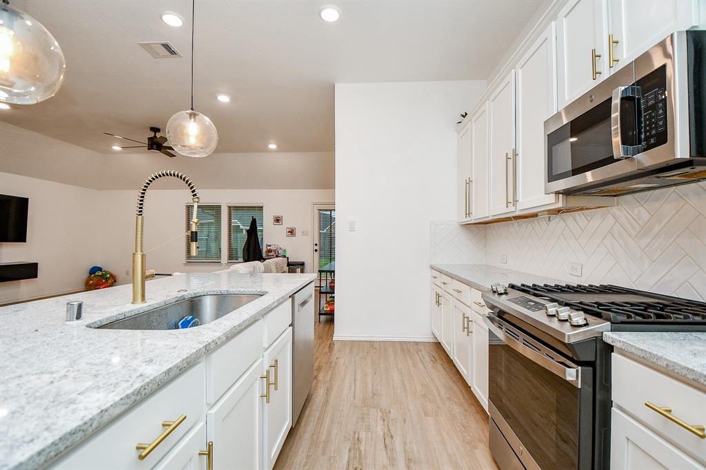 1910 Village Orchard Lane, Katy, Texas image 32