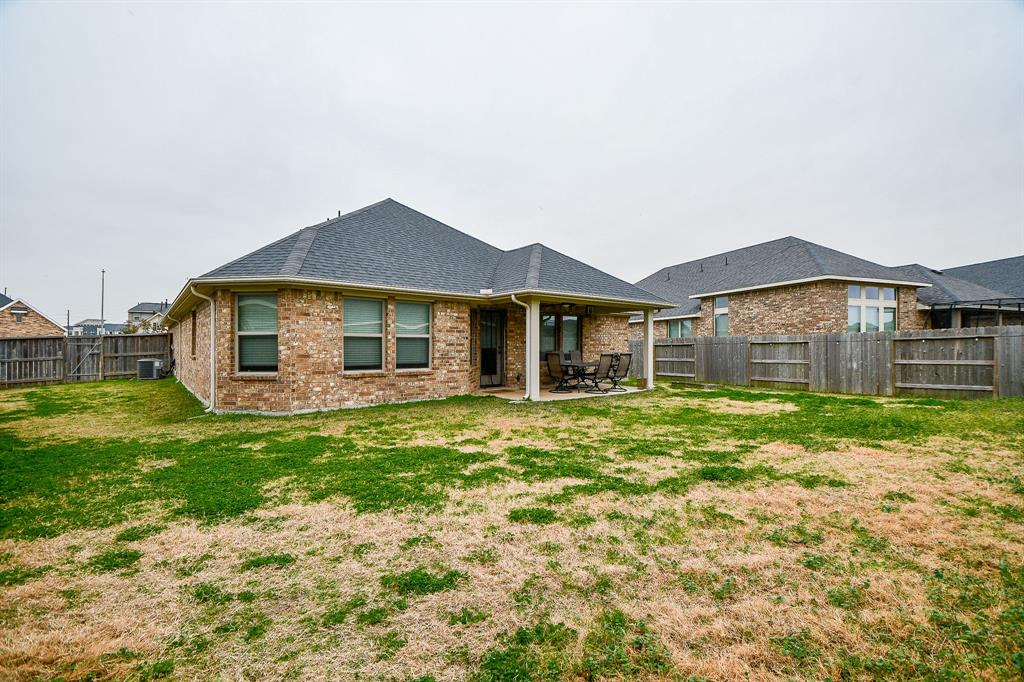 1910 Village Orchard Lane, Katy, Texas image 4