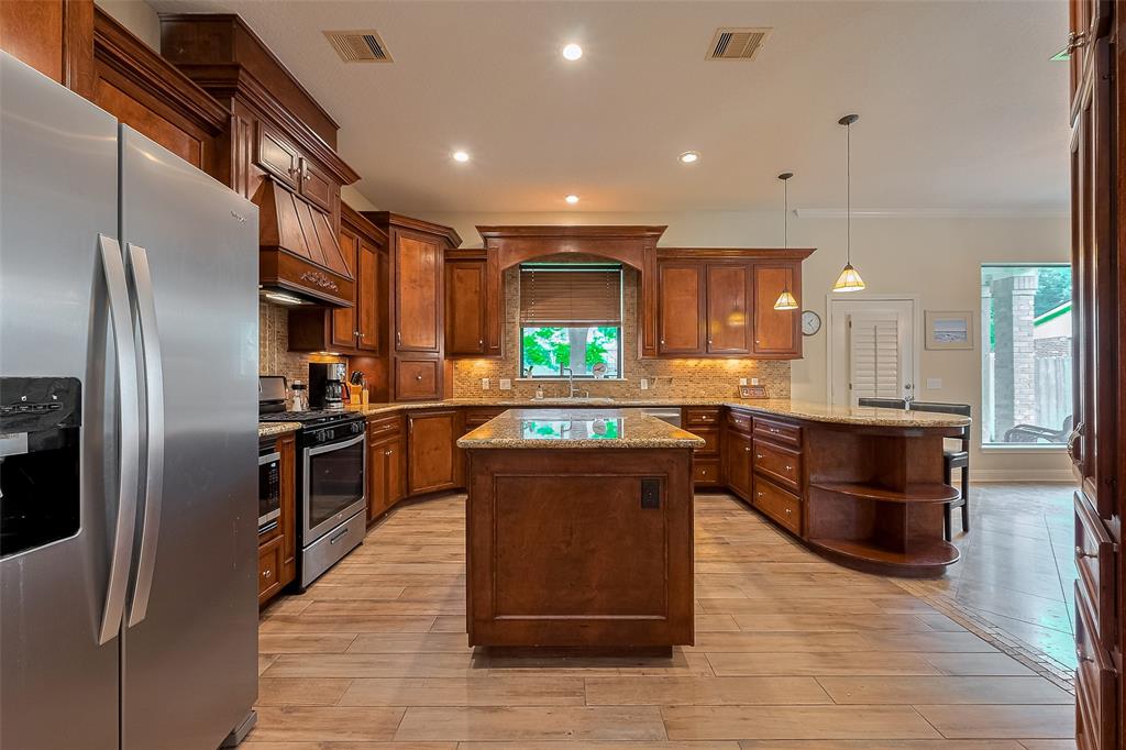 14844 Pollux Drive, Willis, Texas image 13