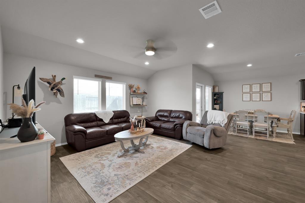 21263 Ivy Woods Court, New Caney, Texas image 14