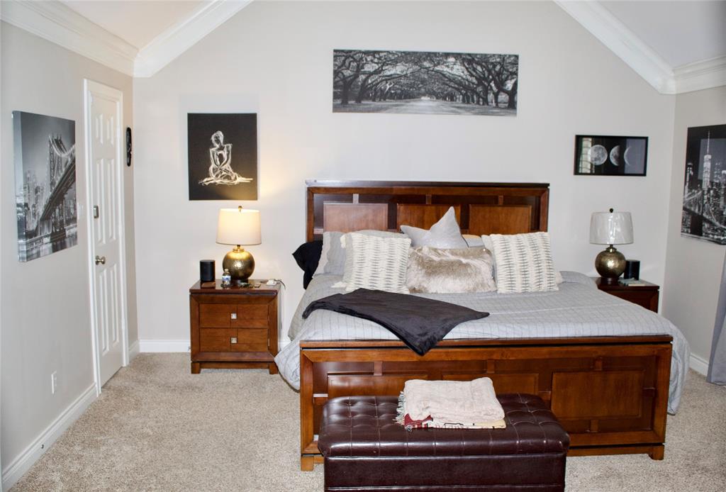 184 Oak Place Drive, Houston, Texas image 11