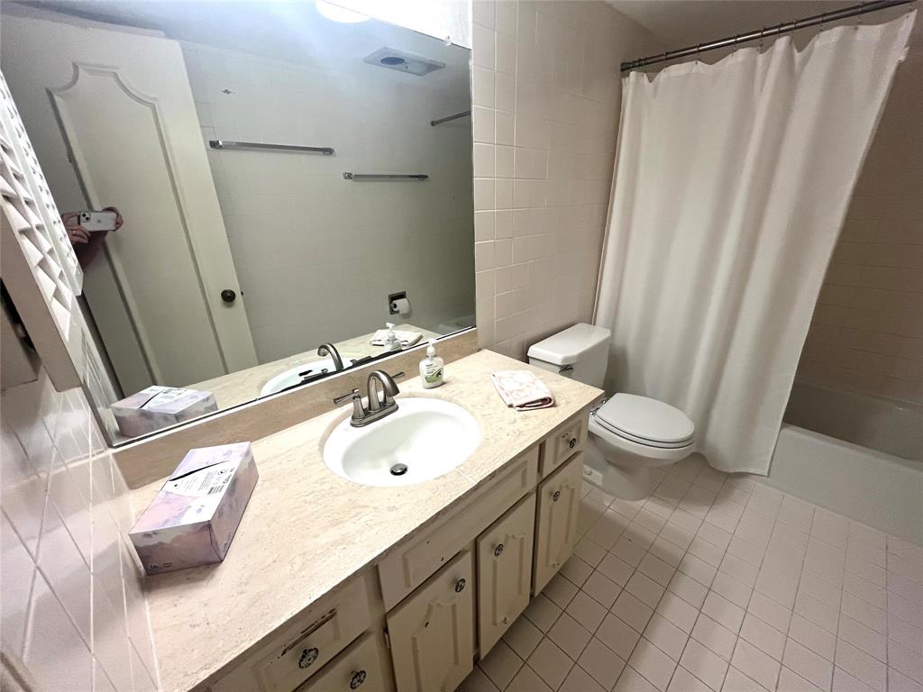 5050 Ambassador Way #213, Houston, Texas image 8