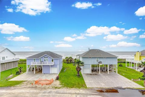 A home in Crystal Beach