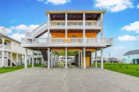 A home in Crystal Beach