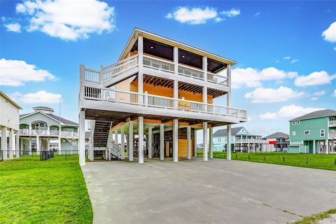 A home in Crystal Beach