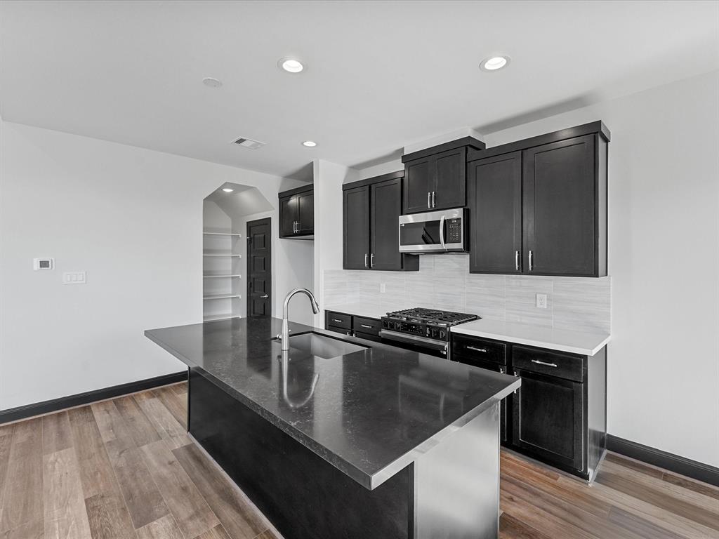 9215 Washington Heights Street St, Houston, Texas image 3