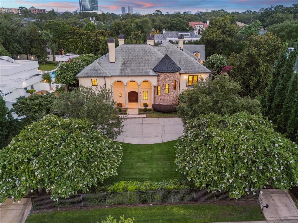 1039 Kirby Drive