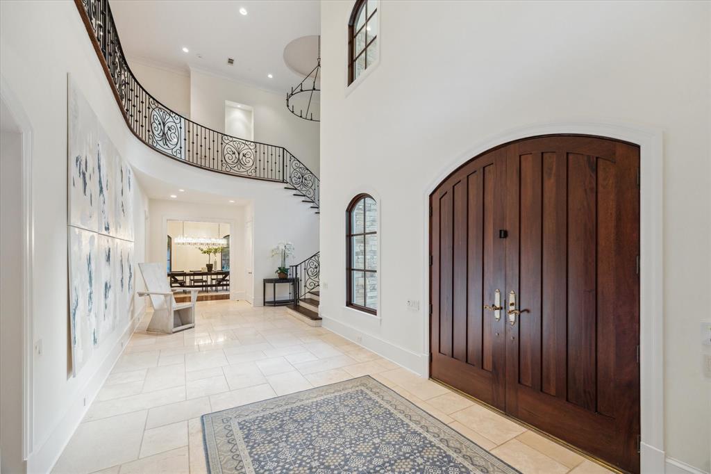 1039 Kirby Drive