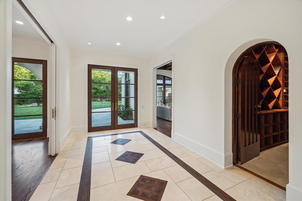 1039 Kirby Drive