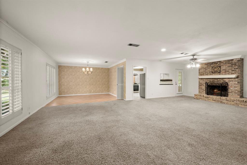 108 Hereford Drive, Conroe, Texas image 8