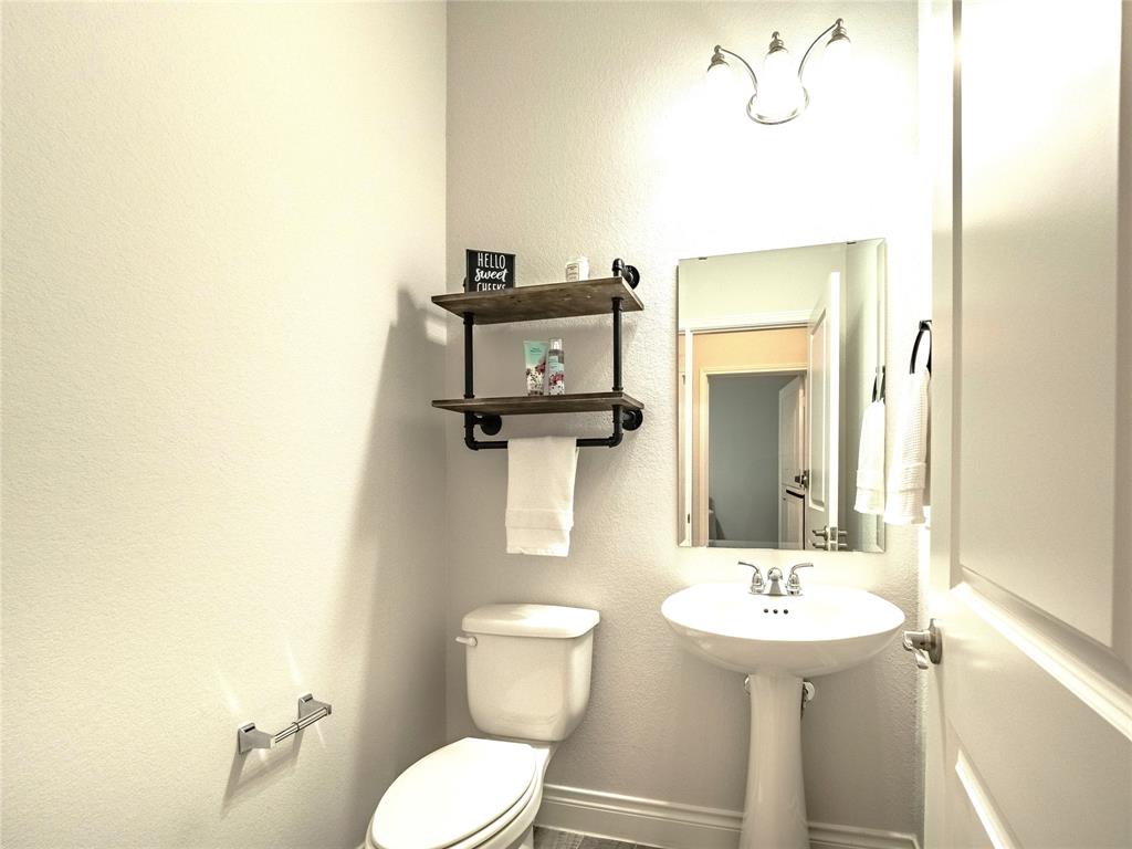 10406 Fluxus Way, Iowa Colony, Texas image 14