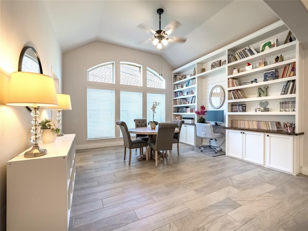 10406 Fluxus Way, Iowa Colony, Texas image 7