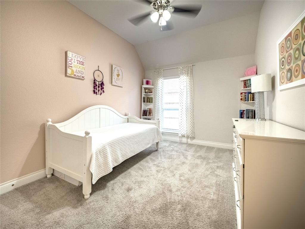 10406 Fluxus Way, Iowa Colony, Texas image 9