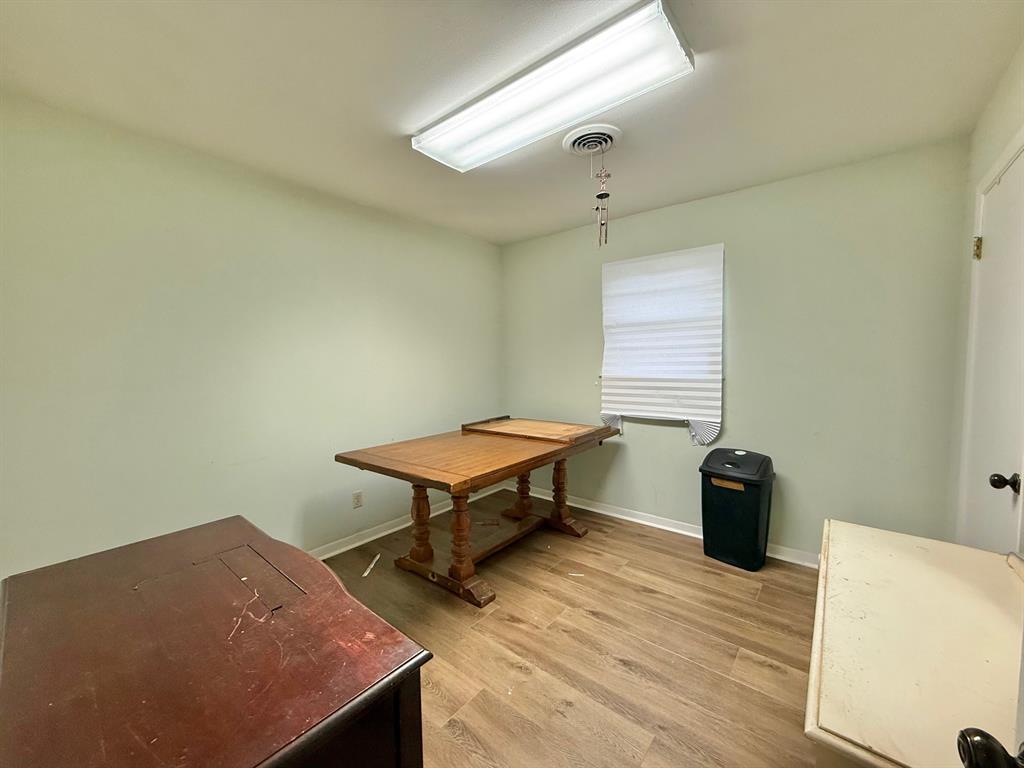 62 W Harding Circle, Pinehurst, Texas image 17
