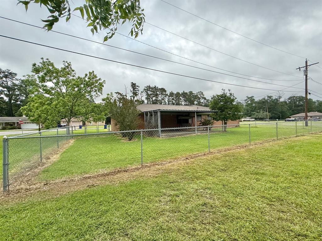 62 W Harding Circle, Pinehurst, Texas image 24