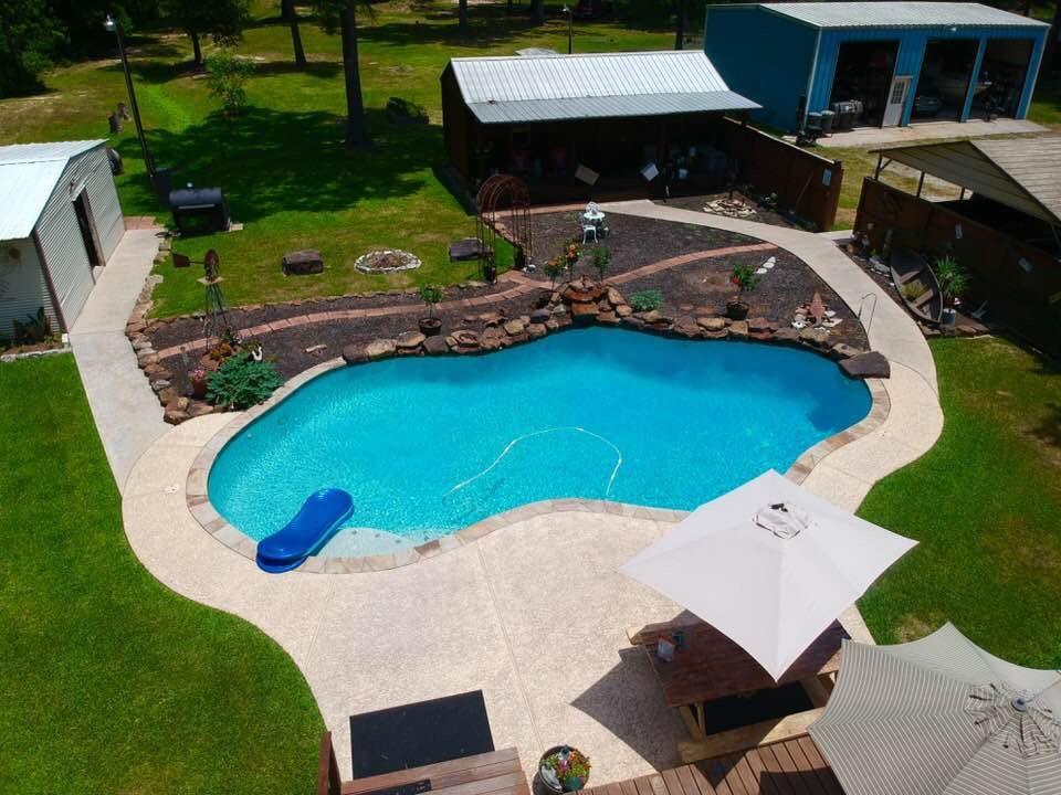 82 East Pine Dr