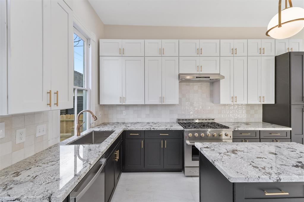 1607 Market Street, Galveston, Texas image 12