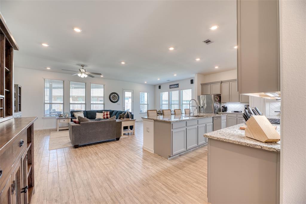 3707 Lion Creek Court, Rosenberg, Texas image 5