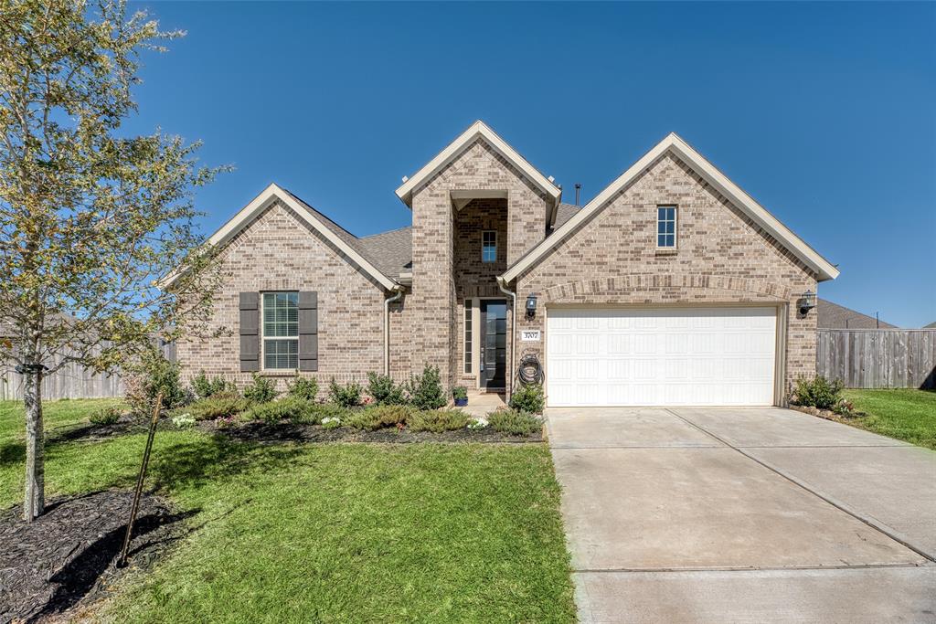 3707 Lion Creek Court, Rosenberg, Texas image 1