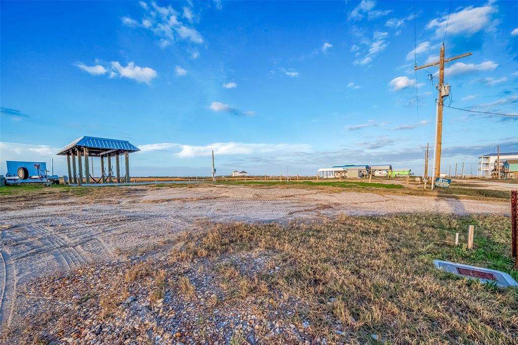 1107 Gator Point, Crystal Beach, Texas image 27
