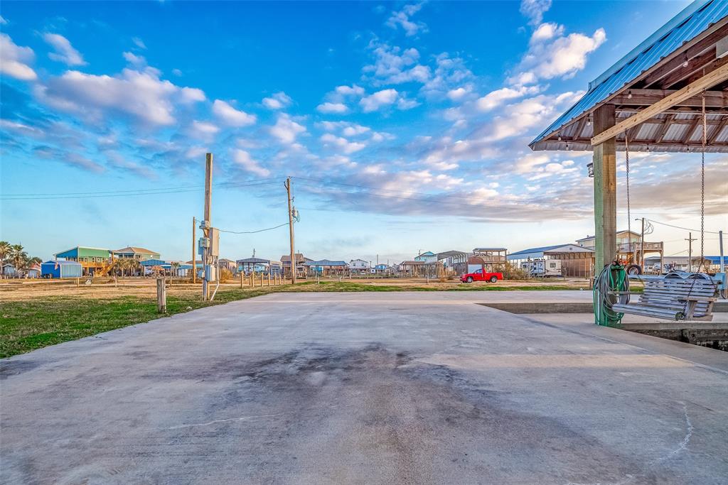 1107 Gator Point, Crystal Beach, Texas image 33