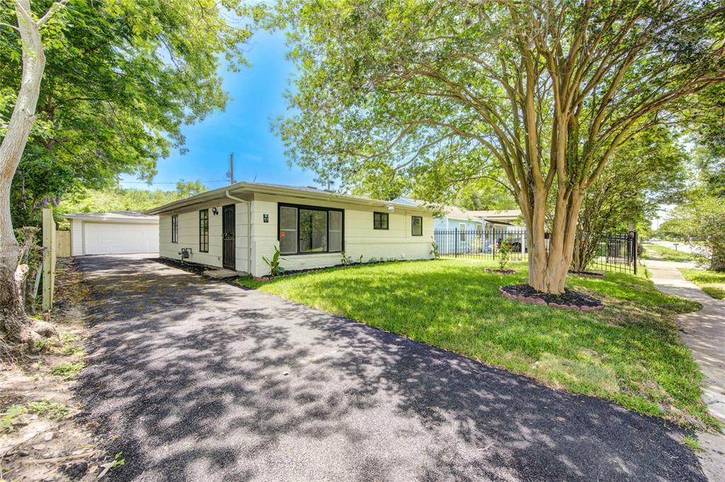 4914 Pershing Street, Houston, Texas image 2