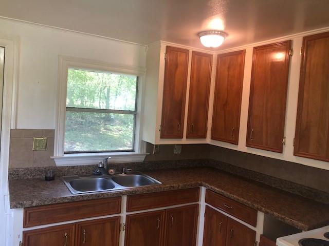 15551 Arrowhead Loop, Willis, Texas image 11