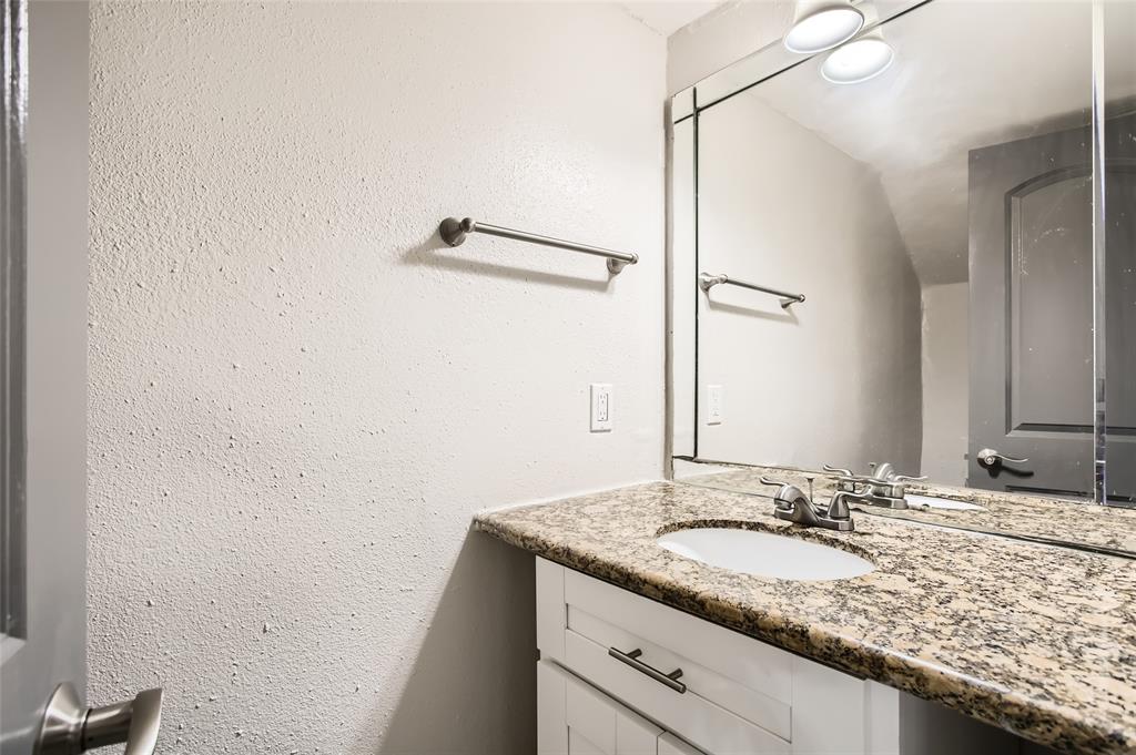 11710 Southlake Drive #25, Houston, Texas image 14