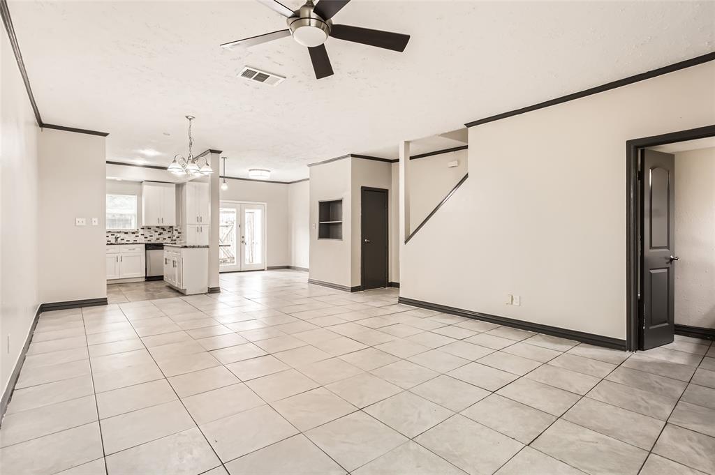 11710 Southlake Drive #25, Houston, Texas image 5