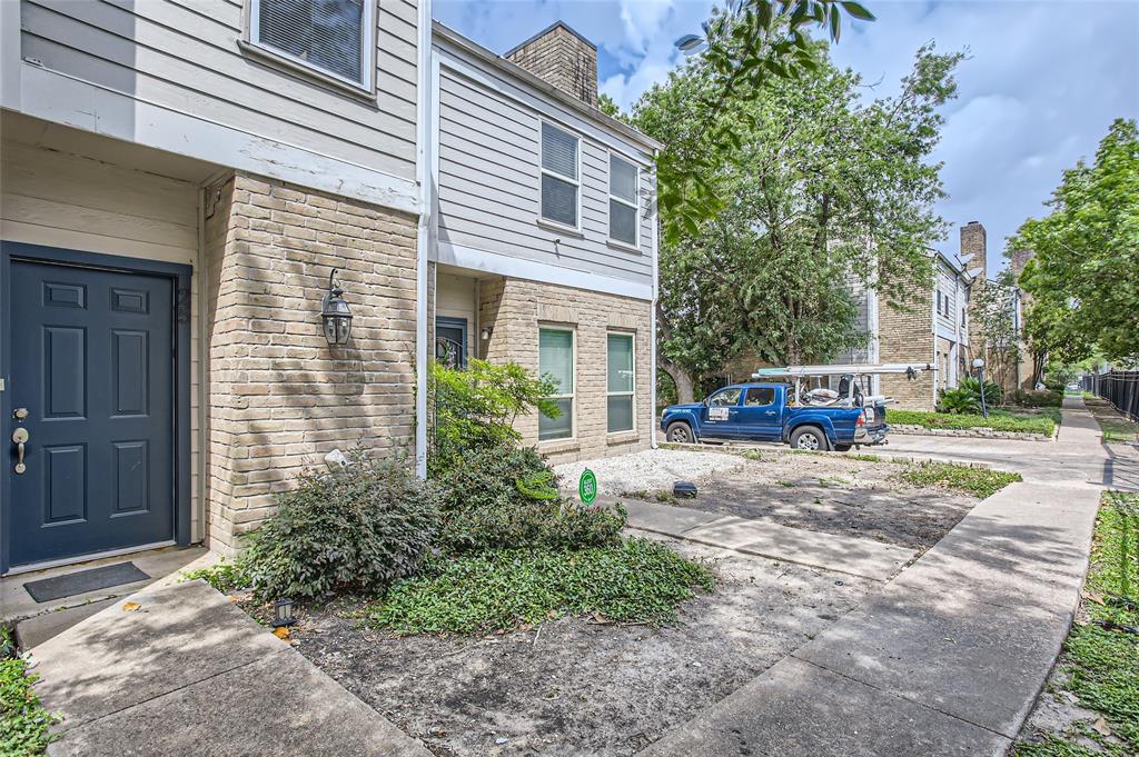 11710 Southlake Drive #25, Houston, Texas image 1